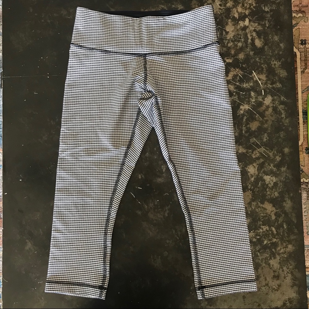 Lululemon Wunder Under Crop sz. 4